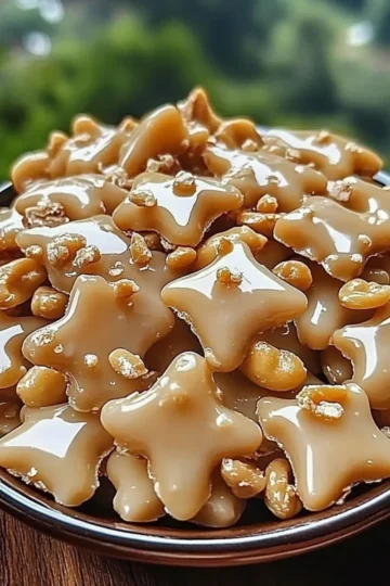 Irresistibly Crunchy Cashew Brittle: The Perfect Homemade Treat - Savory Splash