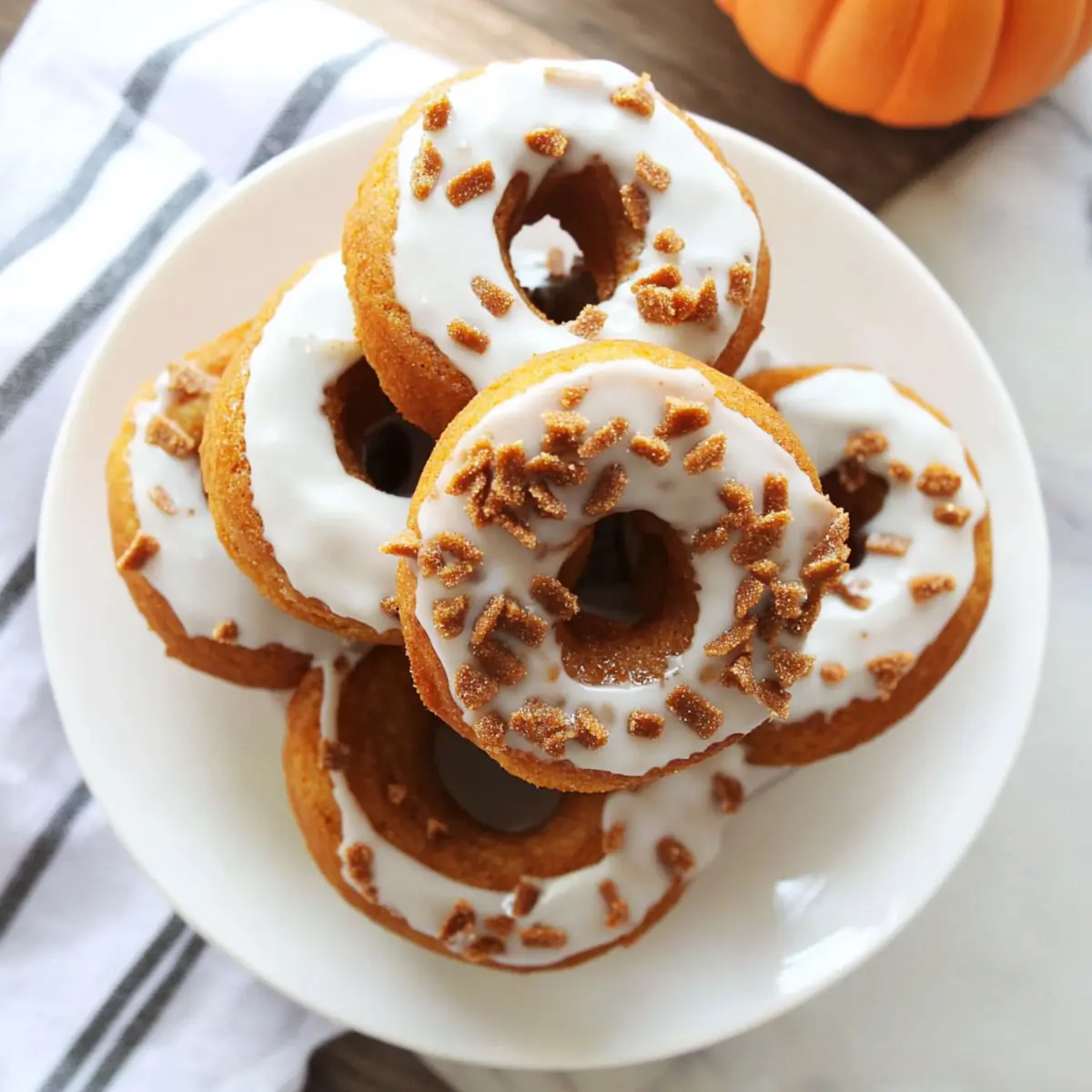 3 Ingredient Pumpkin Spice Donuts